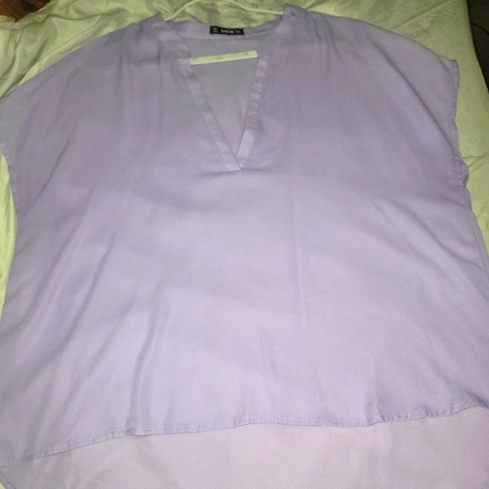 SHEIN Plus Size Notched Neck Dip Hem Top
